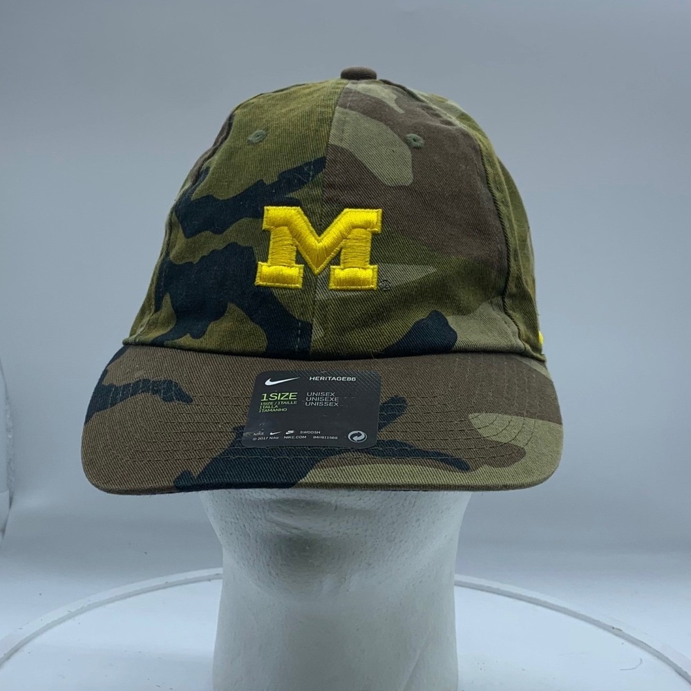 Nike Heritage86 Michigan Wolverines Camo Hat‎ Mens Adjustable Cap Yellow M Logo